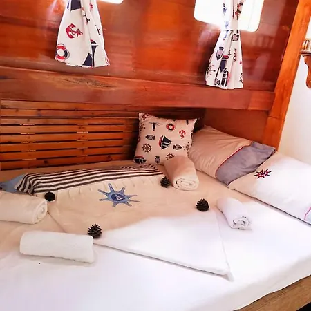 بوتيل Ide Yacht Blue Voyage مرمريس